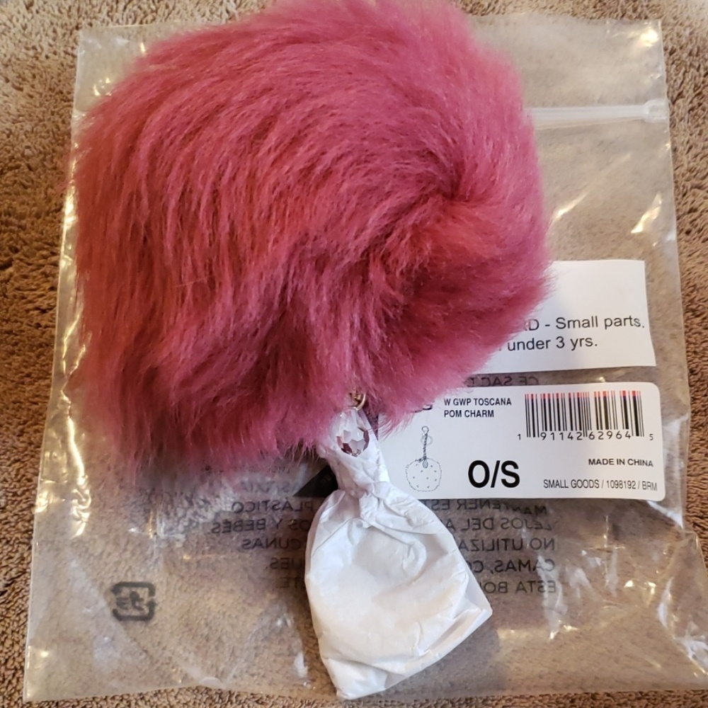 UGG Toscana Pom charm